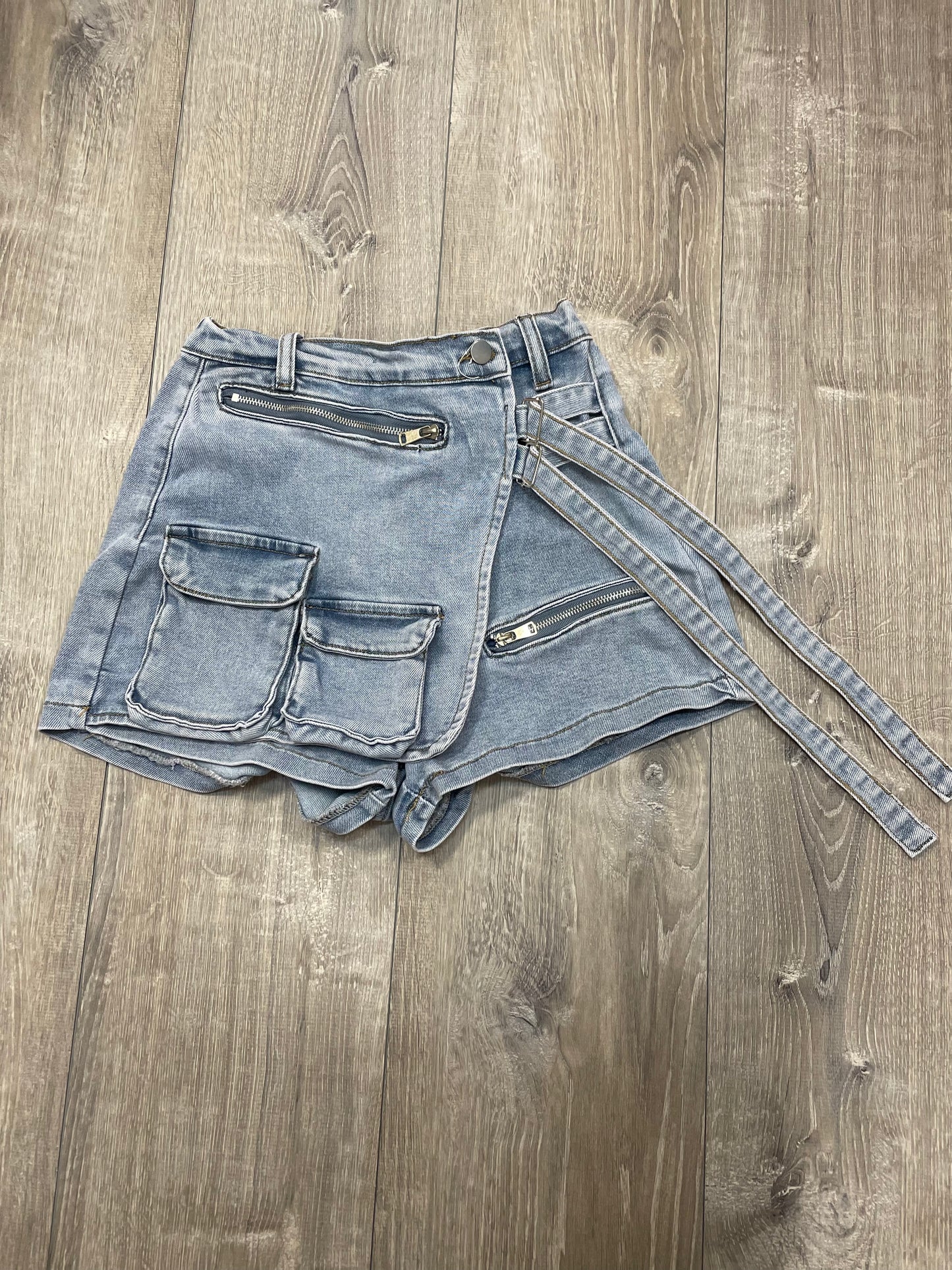 Denim Short With Pockets